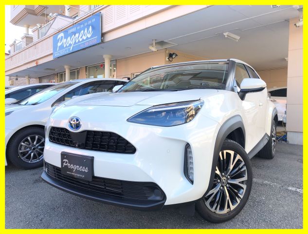 ヤリスクロス　ハイブリッドＺ　ワンオーナー　パノラミックビューモニター　ＢＳＭ　ＰＫＳＢ　ＴＳＳ　ＬＴＡ　ＰＣＳ　ＲＳＡ　ＡＨＢ　ＲＣＴＡ　８型ＤＡ　フルセグＴＶ　ＢＴ　前後ドラレコ　シートヒーター　記録簿　グー鑑定　グー故障診断